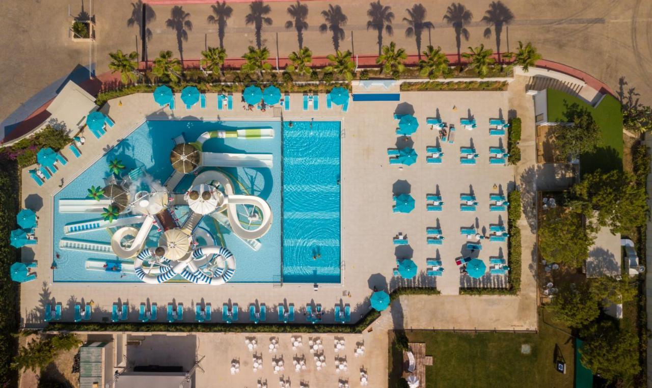 Baia Lara Hotel Antalya Exterior foto Aerial view of the pool