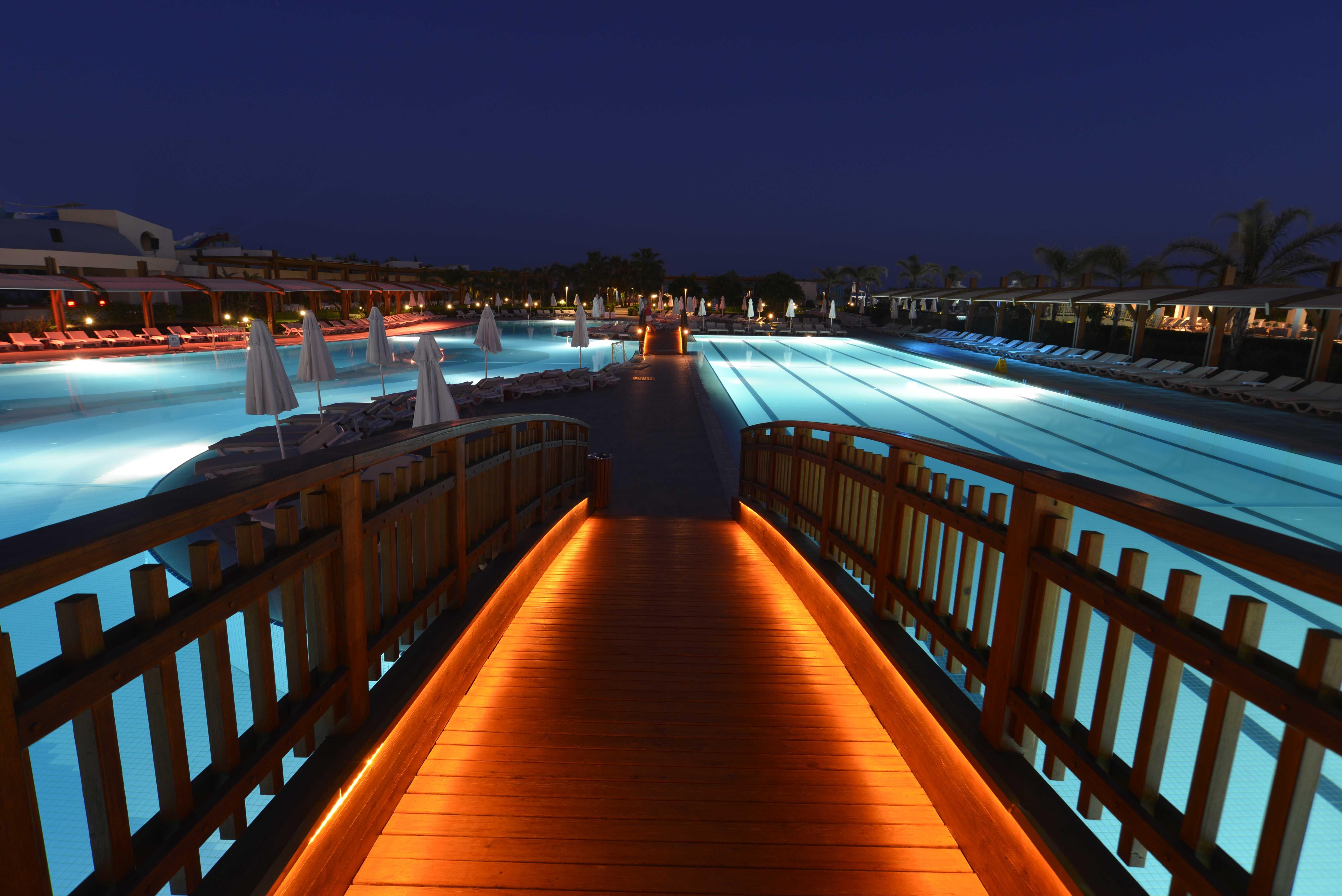 Baia Lara Hotel Antalya Exterior foto The Atlantis Paradise Island resort