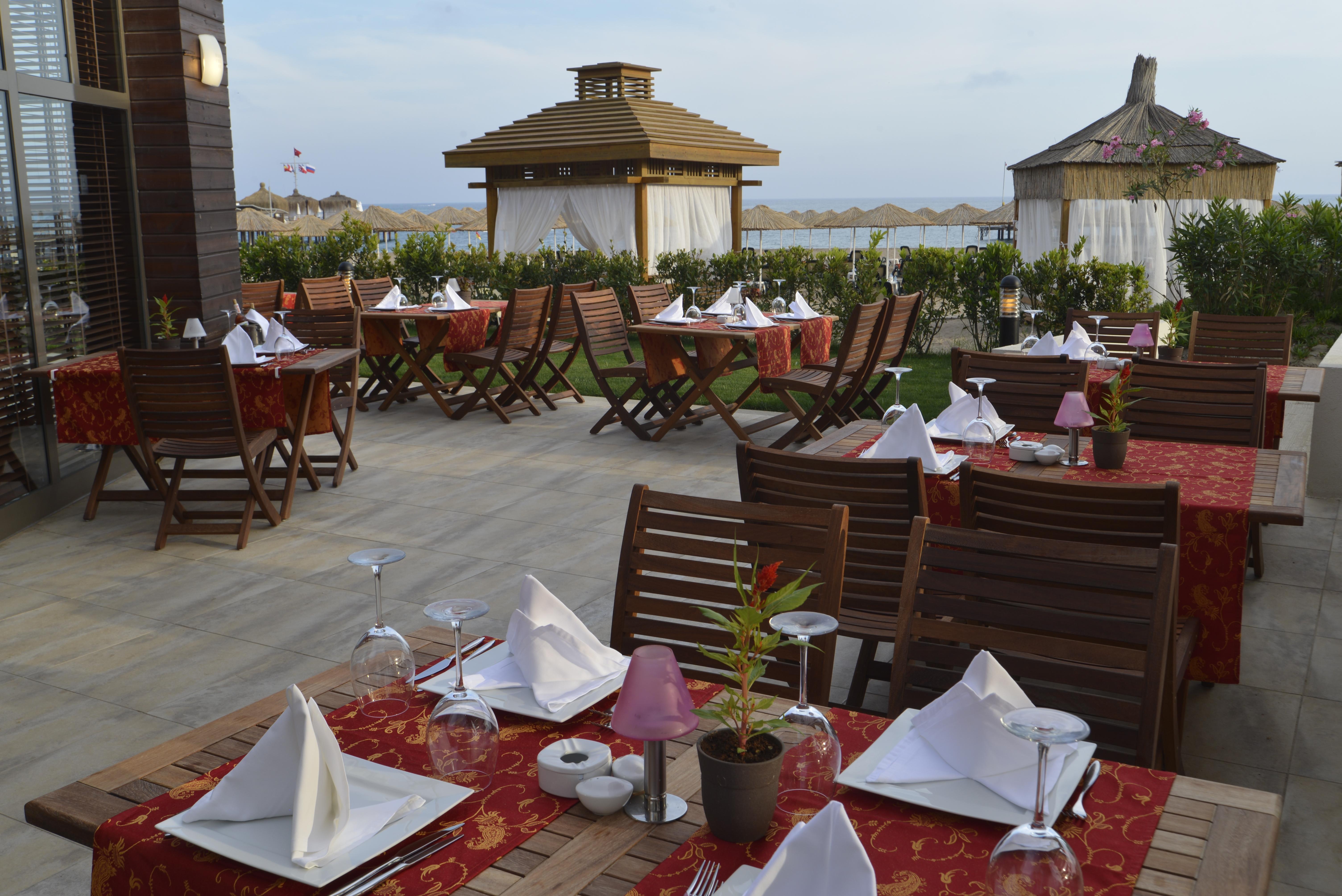 Baia Lara Hotel Antalya Exterior foto The restaurant at the hotel
