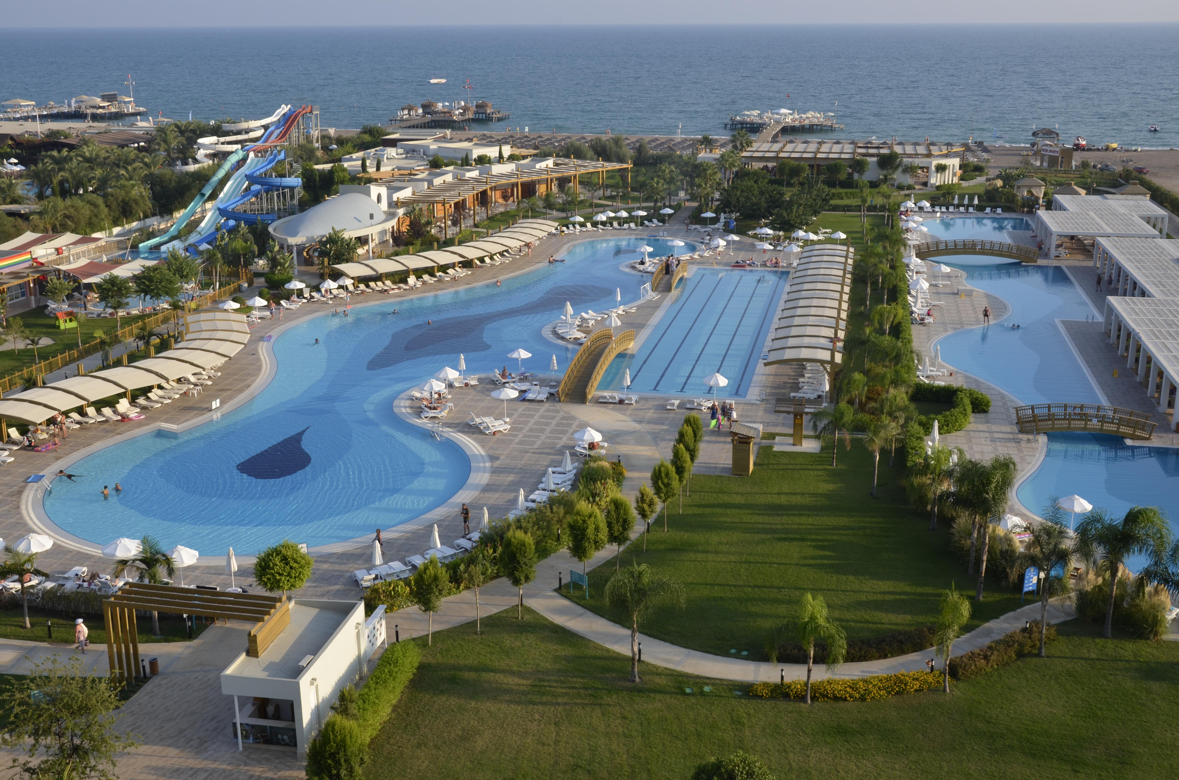 Baia Lara Hotel Antalya Exterior foto The Land of Legends Theme Park